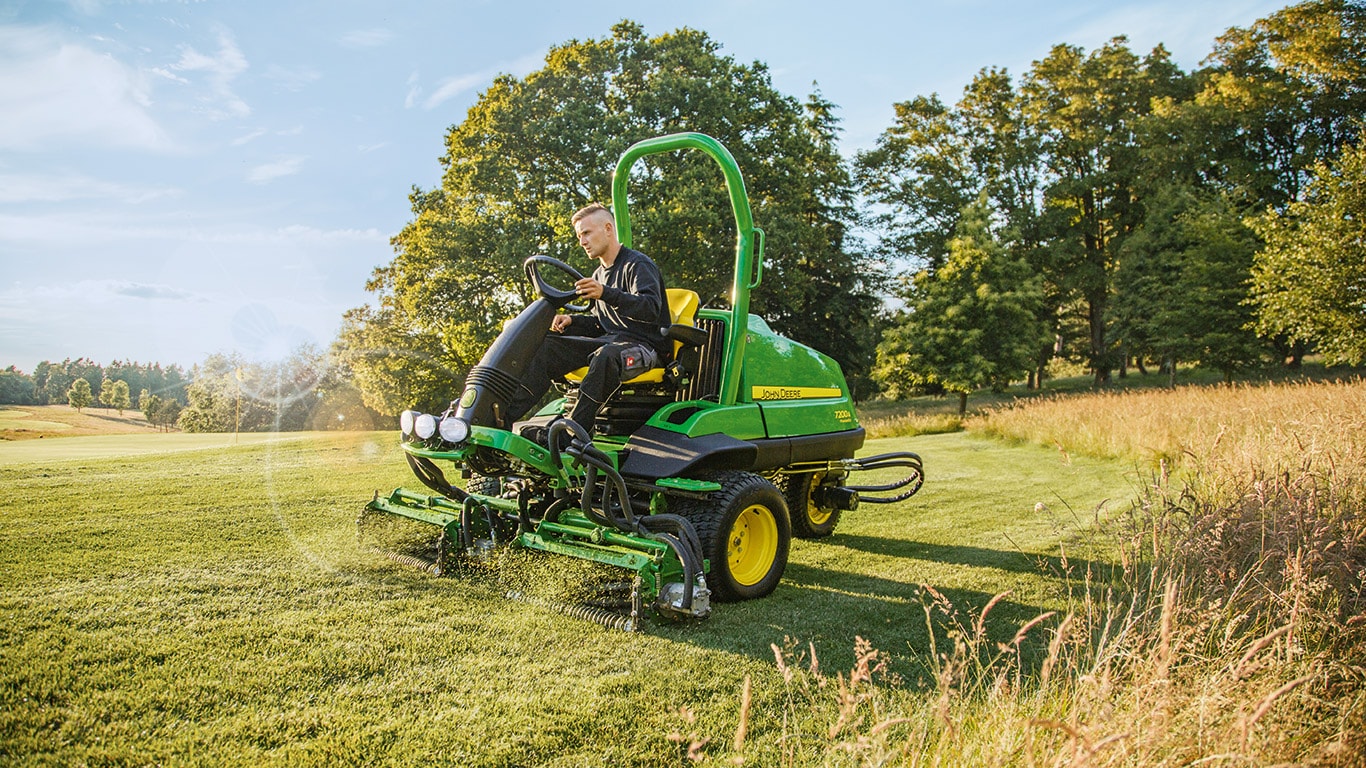 7200A, golfimuruniidukid, ümbritseva ala muruniidukid, kommertsmuruniidukid