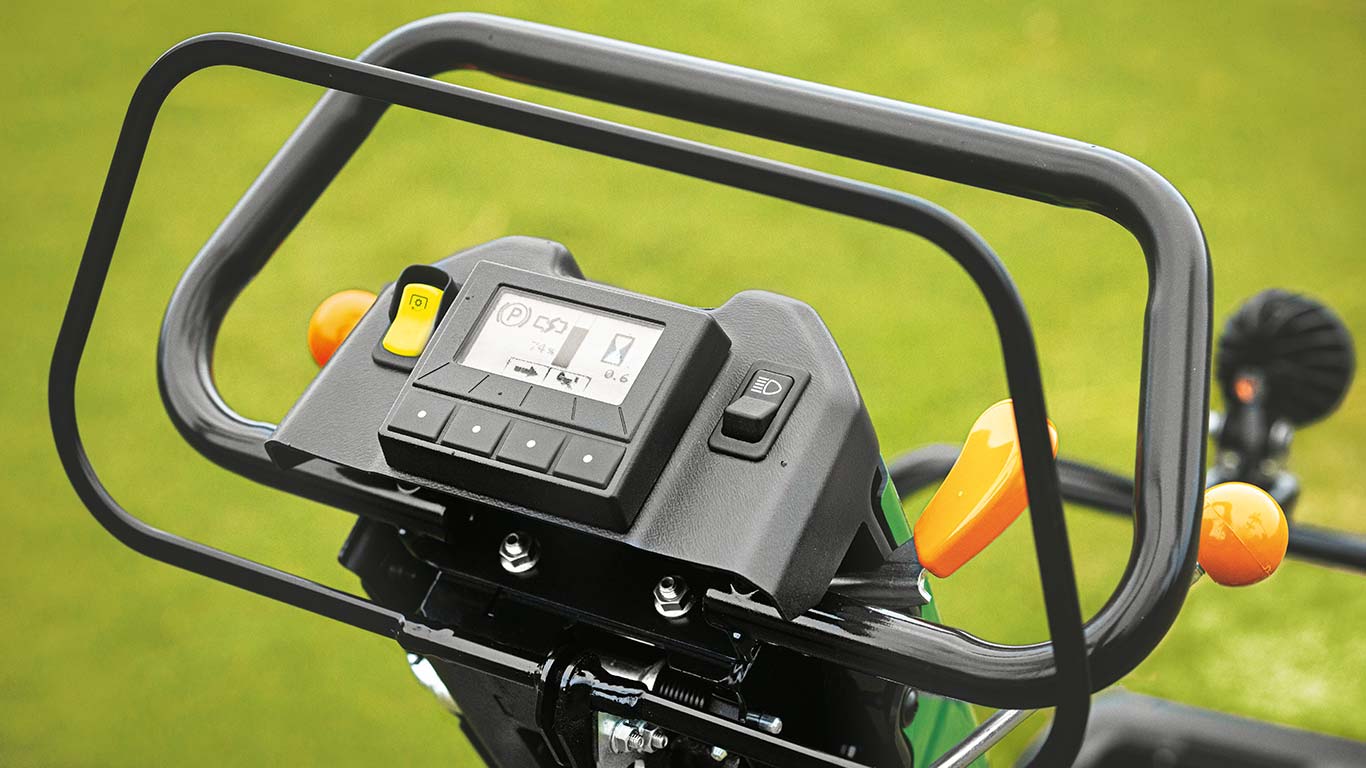 220SL, juhtimine, stuudio, lükatavad golfiväljakute muruniidukid ja murutraktorid, golf ja sport